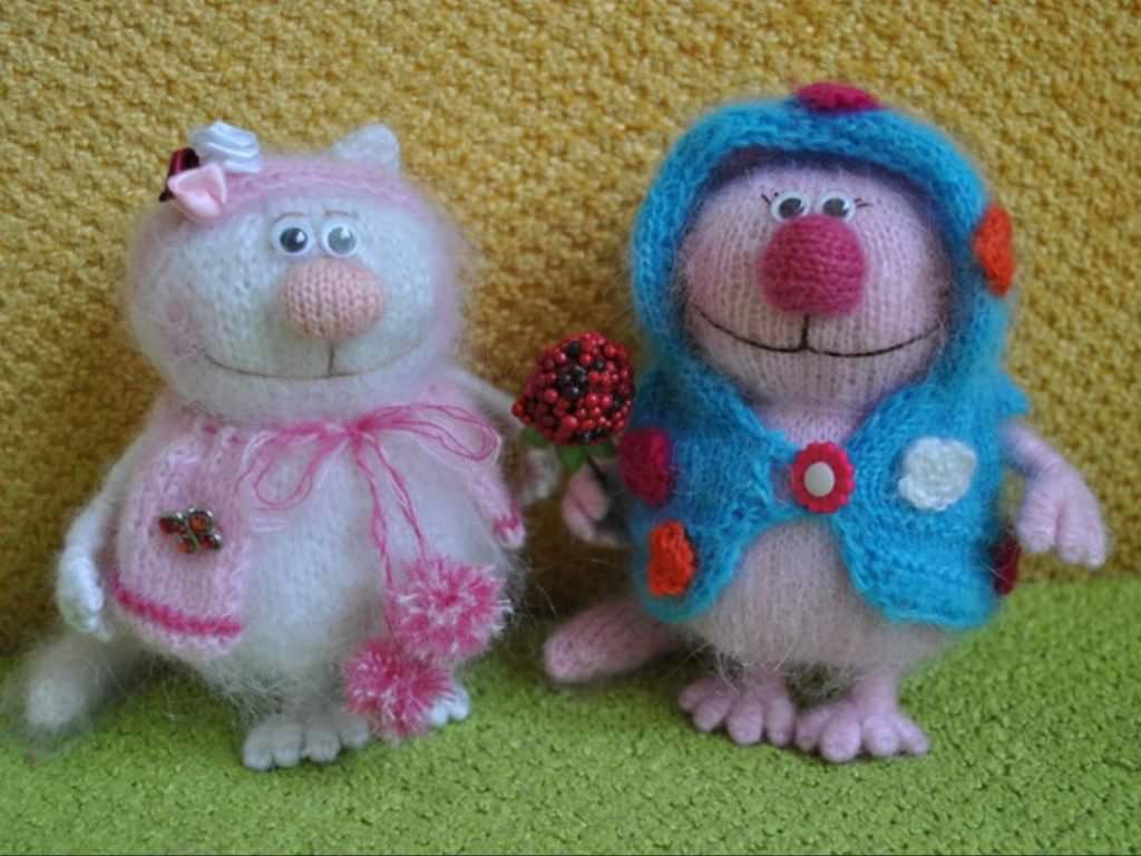 Игрушка ручной работы из иголок - все будут просто в восторге